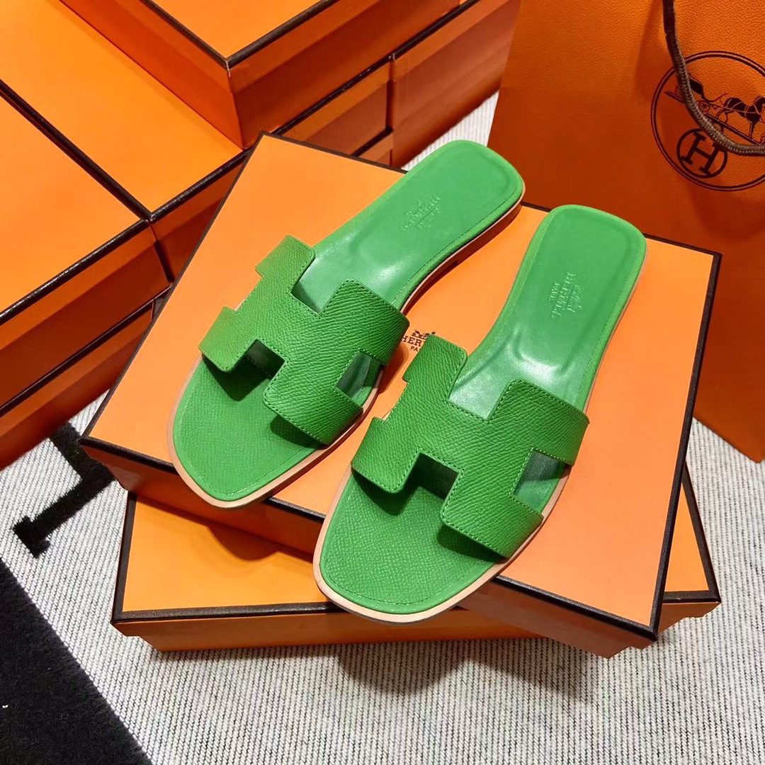 에르메스 올수공 오란 슬리퍼 샌들 앱송 135